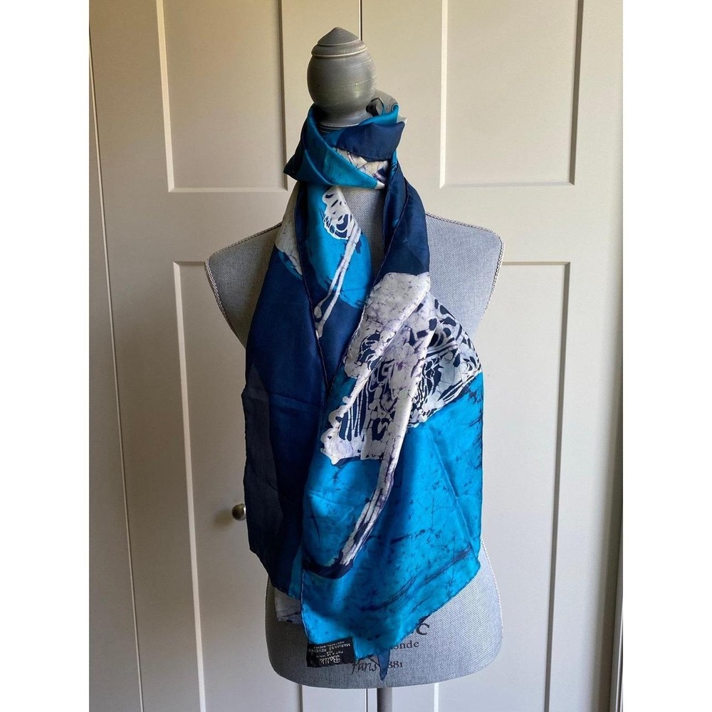 Batik Montreal Quebec Silky Scarf Hair Neck Tie Purse Accessory